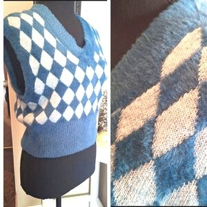 Sincerely Jules argyle preppy fuzzy sweater vest xs small med